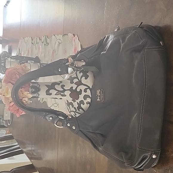 Coach Handbags - Coach Madison Leather Maggie Hobo Bag